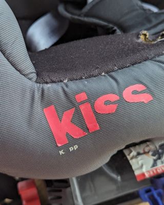 Silla a contramarcha kiss2