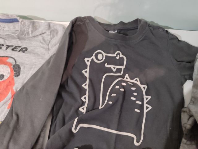 Pack camisetas niño+ pantalones chándal 9-12 meses