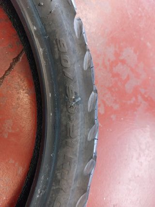 Neumatico Metzeler karoo 3