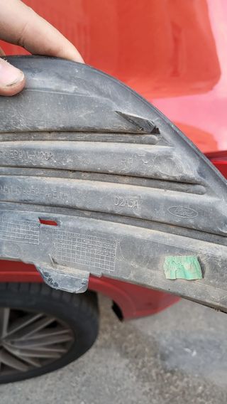 Rejilla antiniebla derecha Focus/Mondeo