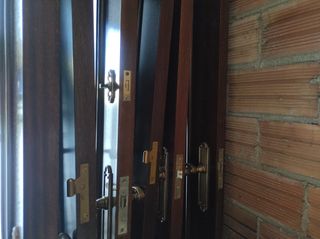 Puerta de madera 70x210cm