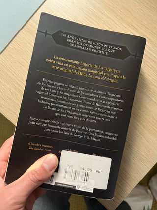 Libro Fuego y Sangre