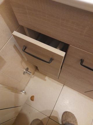 Mueble baño y lavabo, no incluye grifo
