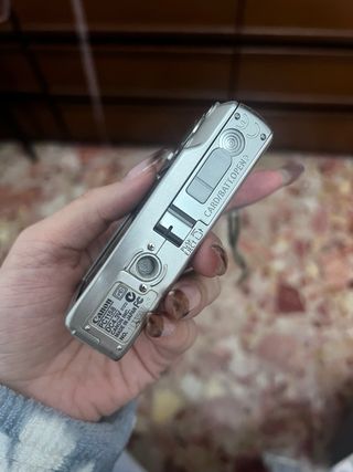 canon ixus 55