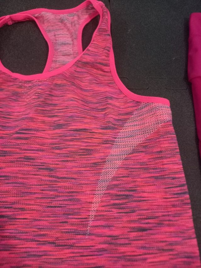 Ropa deporte mujer