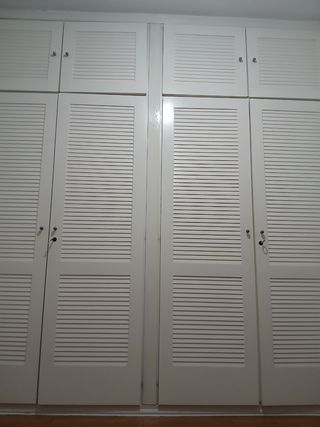 Puertas de armario.  Precio negociable 