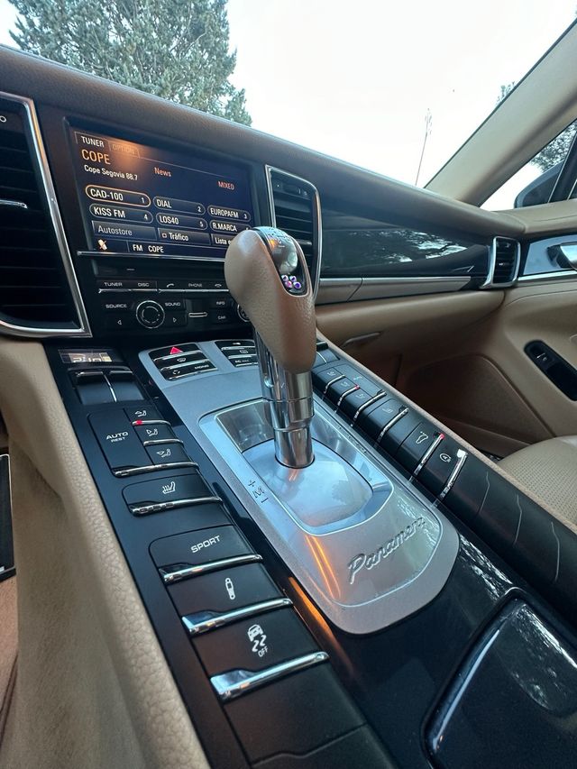 Porsche Panamera DIESEL  SOLO 149.000km