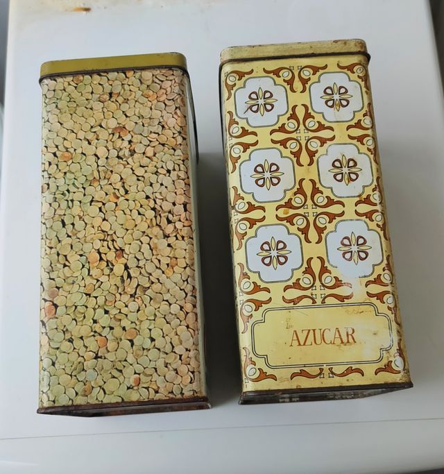 Latas antiguas colacao