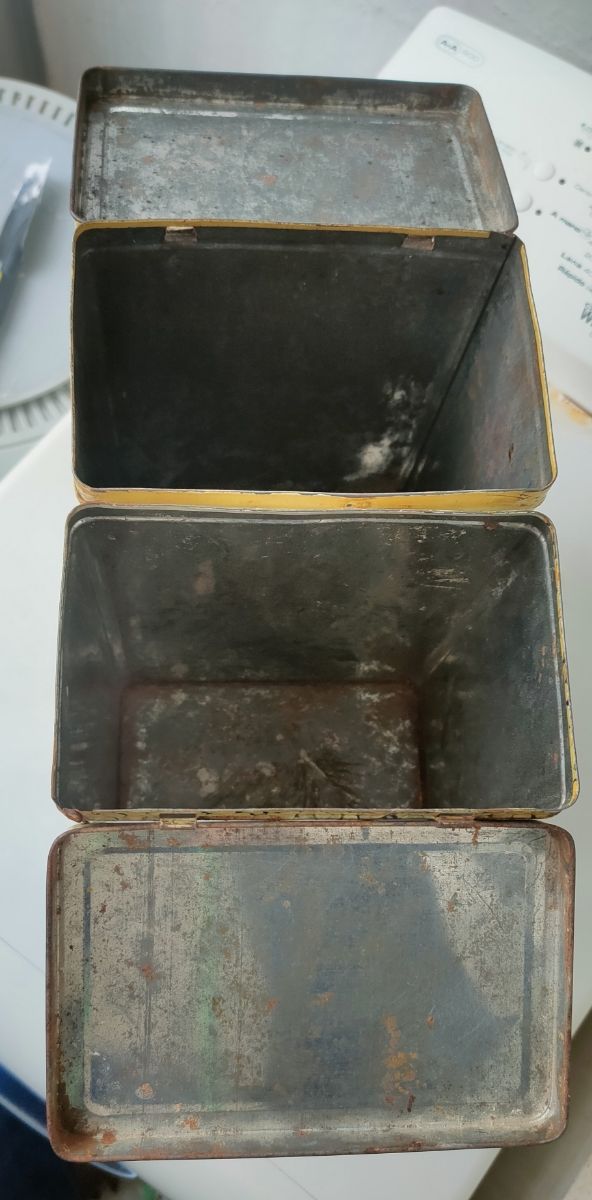 Latas antiguas colacao