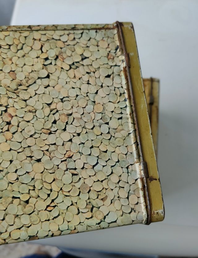 Latas antiguas colacao