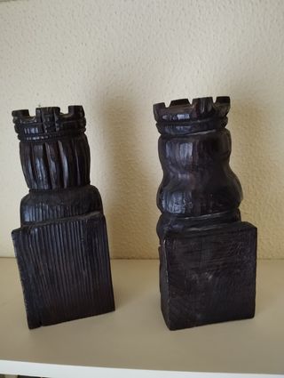 Figuras  madera tallada