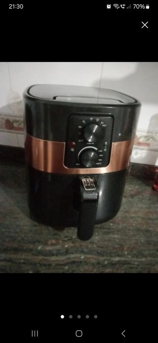 Freidora de aire nueva solo 1 vez usada