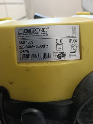 Aspiradora en seco y humedo