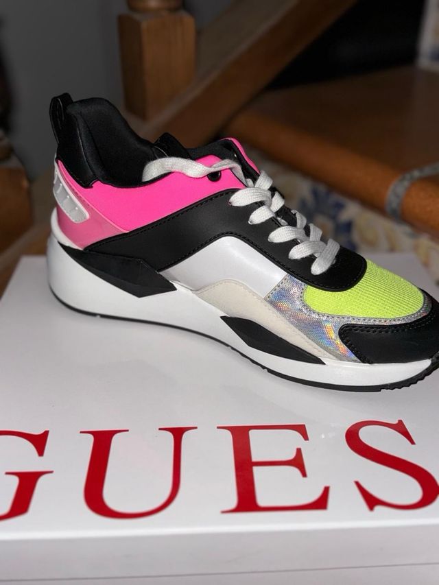 Zapatos GUESS
