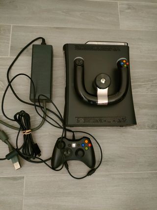 Xbox 360 120 GB + accessori
