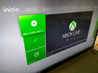 Xbox 360 120 GB + accessori