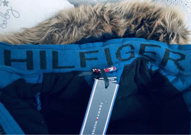 rebajas!Parka/abrigo Tommy hilfiger niño