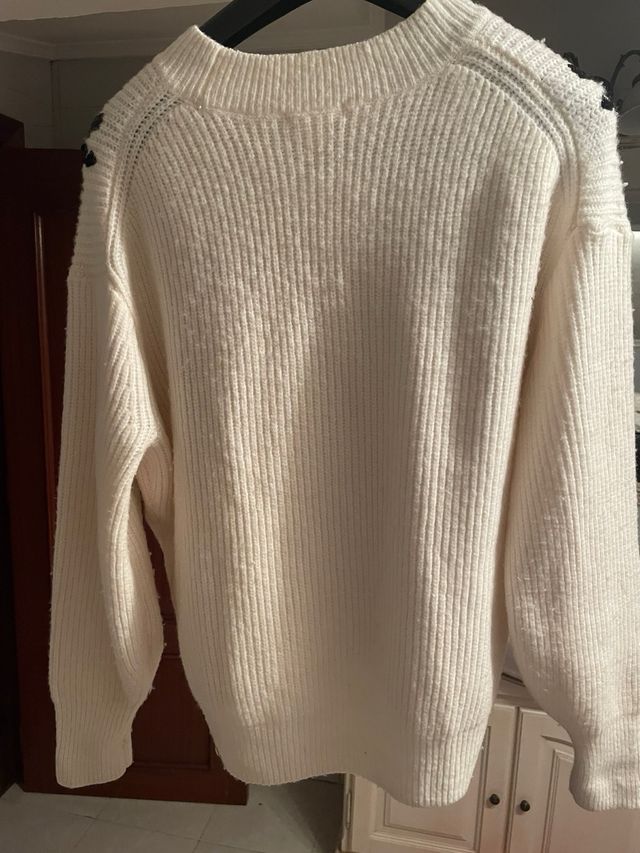 Jersey beige con adornos