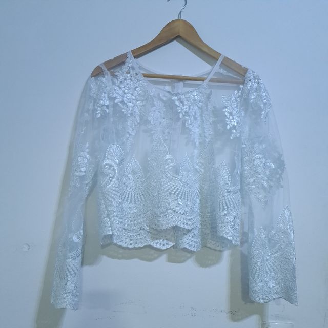 Vestido de novia estraple con chaqueta