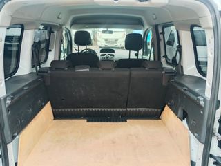 Renault Kangoo 2019, Pegatina C