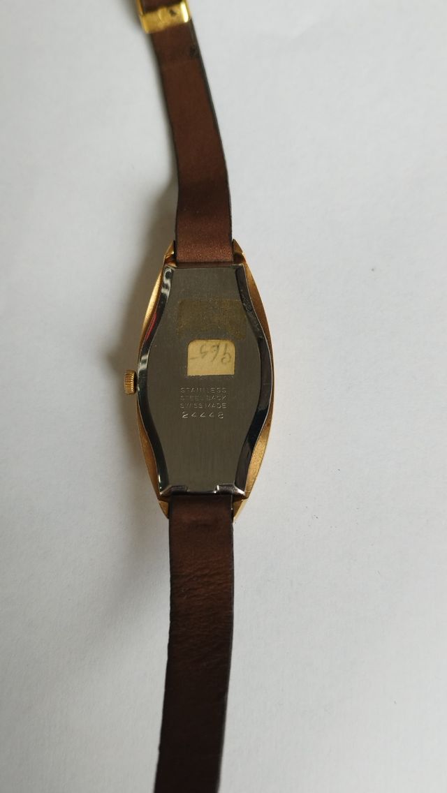 Reloj  de cuerda Miramar, modelo ArtDeco, funciona