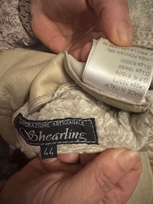 Chaqueta de piel beig y reversible como nueva