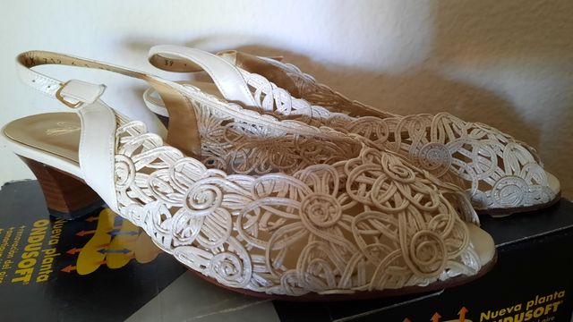 Zapatos  El Corte Inglés. En muy buen estado.