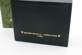 Oyster perpetual Date Box vintage 11.00.01, 69240
