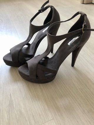 Sandalias Zara ante gris