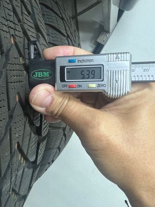 4 Neumaticos de invierno Dunlop M+S 235/55R 19