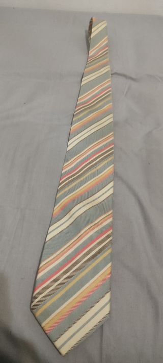 Corbata liney