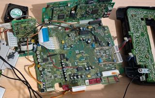 TV SONY EV-DT1 Trinitron VIDEO8 Combo RICAMBI