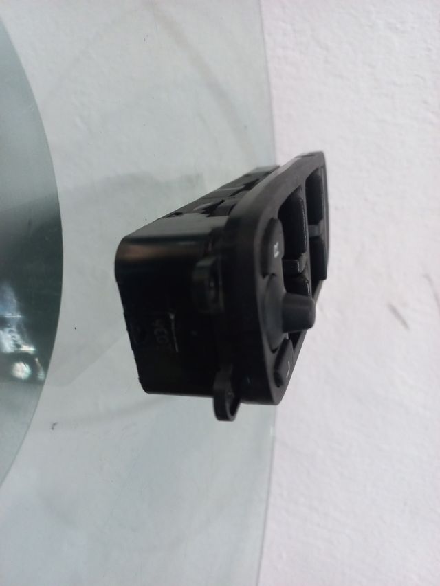 MANDO ELEVALUNA IZQUIERDO VOLVO