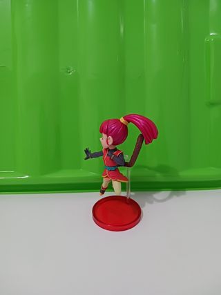 Figura de chica de Dragón Ball