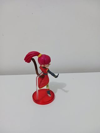 Figura de chica de Dragón Ball