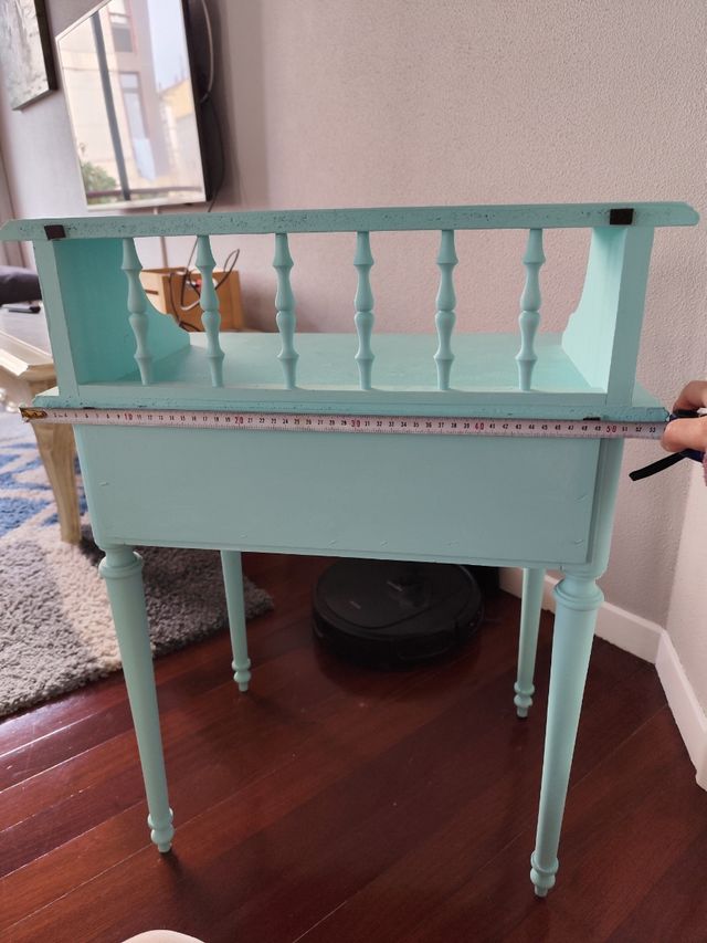 Mesita de noche vintage restaurada