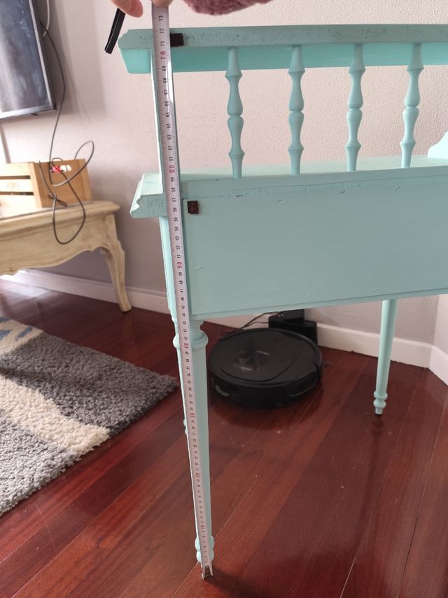 Mesita de noche vintage restaurada