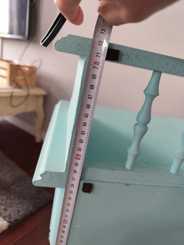 Mesita de noche vintage restaurada