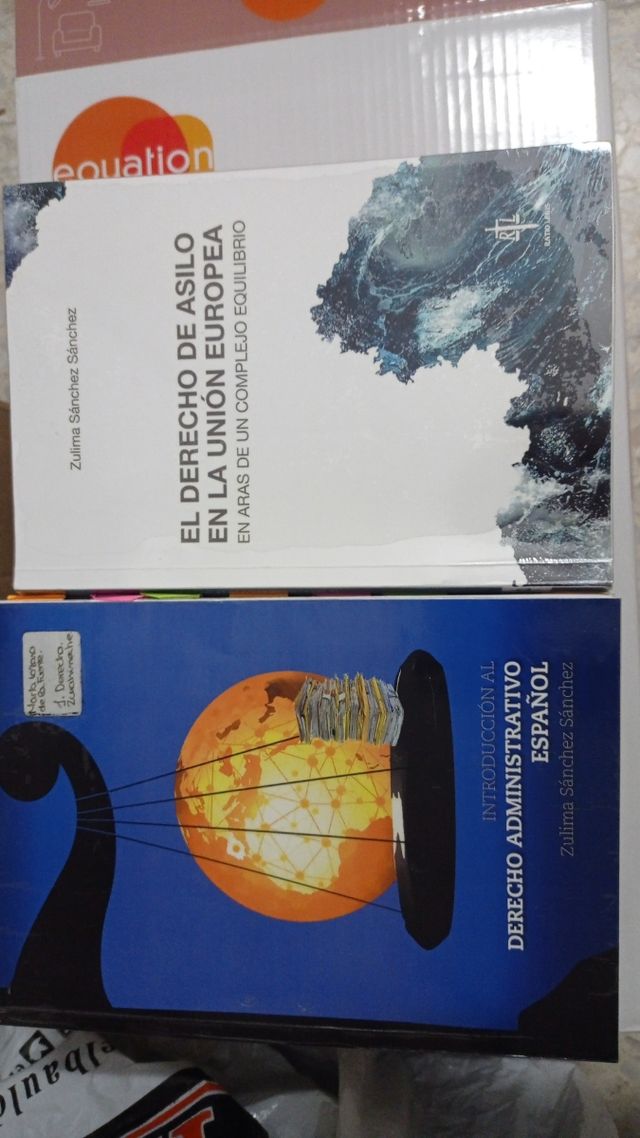 Libros de carrera de Derecho