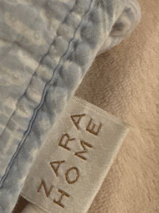 2 colchas de Zara home reversibles patchwork