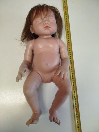 Muñeca reborn de silicona, bebé niña ojos cerrados