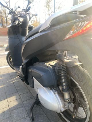 Honda sh 300a