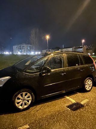 Citroen Grand C4 Picasso 2012