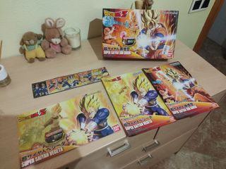 2 Figuras Dragón Ball