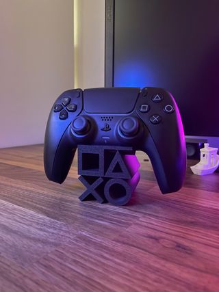 Soporte mando PS5 Logo PlayStation (Colores)