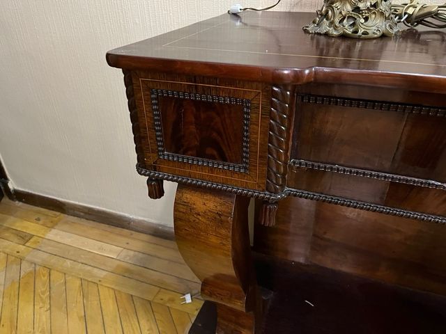 Consola Fernandina s XIX