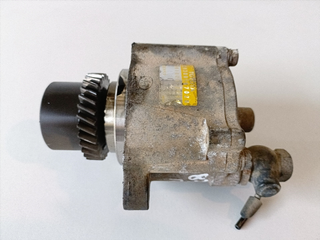 Depresor freno / bomba vacio Toyota Land cruiser
