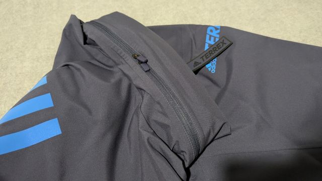 Chaqueta Adidas Impermeable TERREX