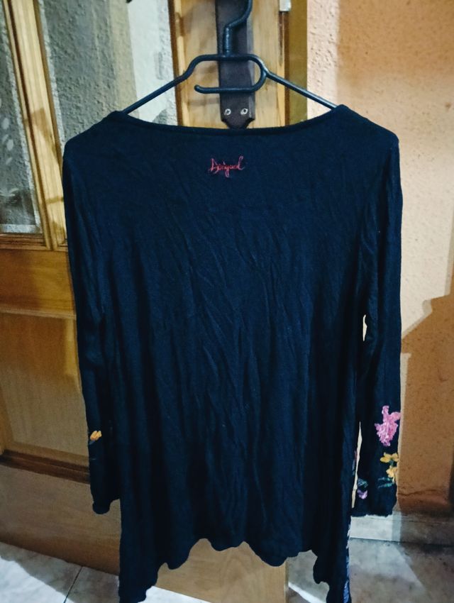 Camiseta desigual mujer, talla L