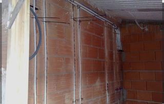 Pladurista , albañil, fontanero